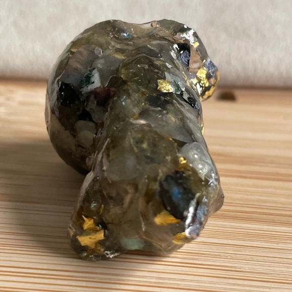 Natural Labradorite Cat With Gold Flakes – Approx. 2” Handmade Crystal Sculpture - Picture 9 of 10